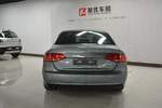 奥迪A4L2011款2.0TFSI 标准型