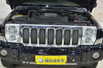 Jeep指挥官5.7L HEMI