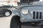 Jeep牧马人四门版2015款3.0L 撒哈拉