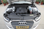 奥迪A4L2015款30 TFSI 自动舒适型