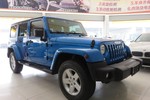 Jeep牧马人四门版2014款3.0L 撒哈拉