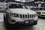 Jeep指南者2014款改款 2.4L 四驱豪华导航版