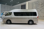 丰田HIACE2011款2.7L 自动豪华版13座