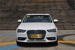 奥迪A4L2015款30 TFSI 手动舒适型