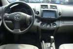 丰田RAV42011款2.4L 自动四驱至臻导航版 