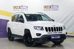 Jeep指南者2013款2.4L 四驱炫黑导航版