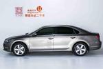 大众帕萨特2011款1.8TSI DSG尊荣版