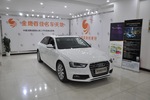 奥迪A4L2013款40 TFSI quattro个性运动型