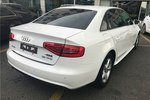 奥迪A4L2015款35 TFSI 自动标准型