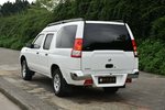 日产PICKUP厢式车2011款2.4L两驱标准型7座