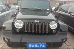 Jeep牧马人四门版2014款3.0L 撒哈拉