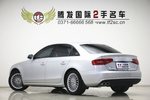 奥迪A4L2015款30 TFSI 自动舒适型