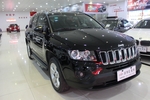 Jeep指南者2015款2.0L两驱运动版