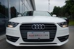 奥迪A4L2015款30 TFSI 自动舒适型