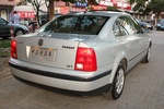 大众帕萨特领驭2003款1.8T 豪华型手自一体5速