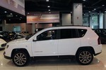 Jeep指南者2014款2.4L 四驱豪华版