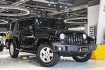 Jeep牧马人四门版2012款3.6L Sahara 极地版