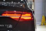 奥迪A8L2016款45 TFSI quattro舒适型