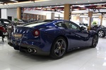 法拉利F12 berlinetta2013款6.3L 标准型