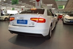 奥迪A4L2013款40 TFSI(2.0T)quattro运动型