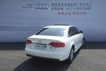 奥迪A4L2012款2.0TFSI 标准型