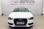 奥迪A4L2013款35 TFSI 自动标准型