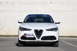 阿尔法罗密欧Stelvio2017款2.0T 200HP 精英版