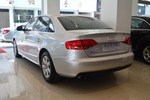 奥迪A4L2011款2.0TFSI 舒适型