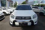 丰田RAV42011款2.4L 自动四驱至臻导航版 