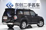 三菱帕杰罗2017款中东版V97 3.8V6