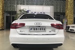 奥迪A4L2015款35 TFSI 自动标准型