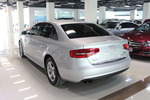 奥迪A4L2013款35 TFSI(2.0T)自动舒适型