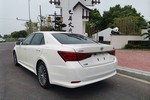 丰田皇冠2015款2.5L 智享版