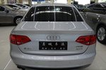 奥迪A4L2010款2.0TFSI 运动型