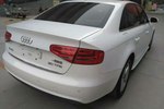 奥迪A4L2015款30 TFSI 自动舒适型