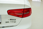 奥迪A4L2012款2.0TFSI 标准型