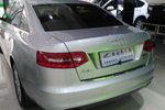 奥迪A6L2010款2.0TFSI 基本型