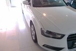 奥迪A4L2013款35 TFSI(2.0T)自动舒适型