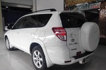 丰田RAV42009款2.4L 手动豪华导航版