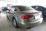 奥迪A4L2012款2.0TFSI 标准型