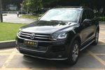 大众途锐2014款3.0TSI V6 黑色探险者 