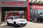 Jeep自由客2013款2.4L 炫黑运动版