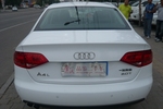 奥迪A4L2011款2.0TFSI 豪华型