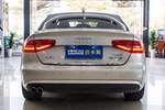 奥迪A4L2015款45 TFSI quattro个性运动型