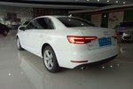 奥迪A4L2017款40TFSI 时尚型