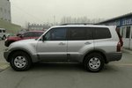 三菱帕杰罗V772004款3.0i GLS (手自一体四驱)