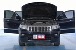 Jeep大切诺基2011款5.7L 旗舰导航版