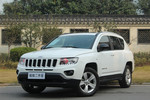 Jeep指南者2013款2.0L 两驱运动版