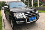 三菱帕杰罗2018款3.0L 自动尊贵版