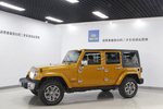 Jeep牧马人四门版2014款3.0L 撒哈拉